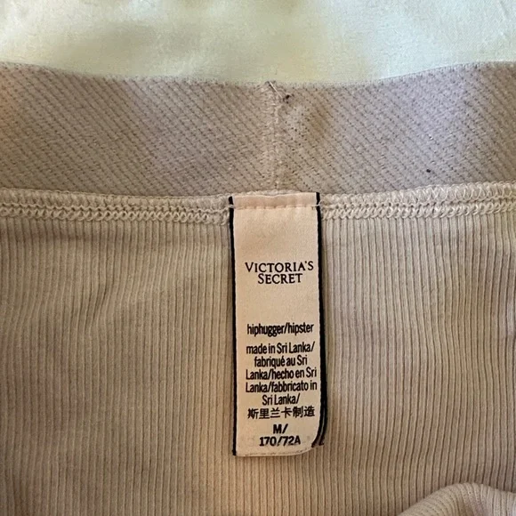 Victoria's Secret Ribbed pink Briefs - Picture 2 of 2